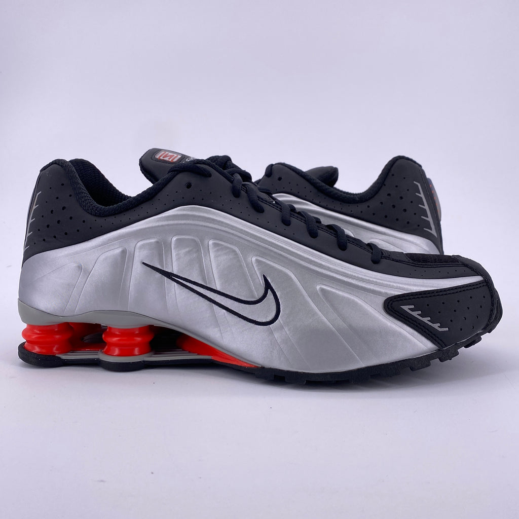 Nike Shox R4 "Black Metallic Silver" 2025 New Size 12