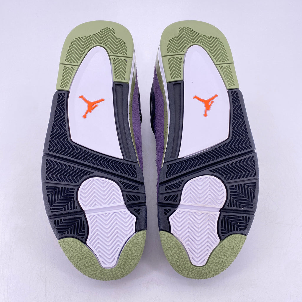 Air Jordan (W) 4 Retro "Canyon Purple" 2022 Used Size 12.5W