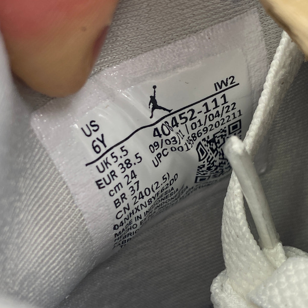 Air Jordan (GS) 4 Retro "Military Black" 2022 New Size 6Y