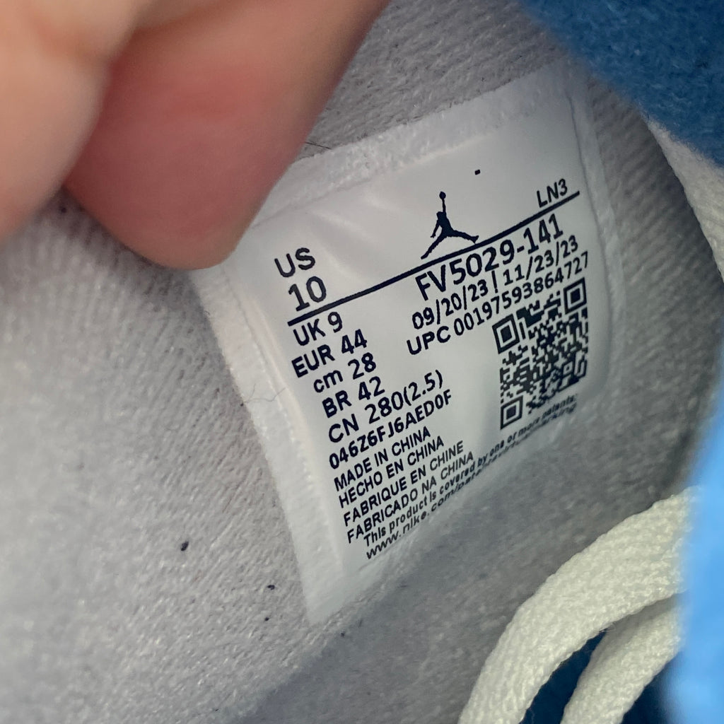 Air Jordan 4 Retro "Military Blue" 2024 Used Size 10