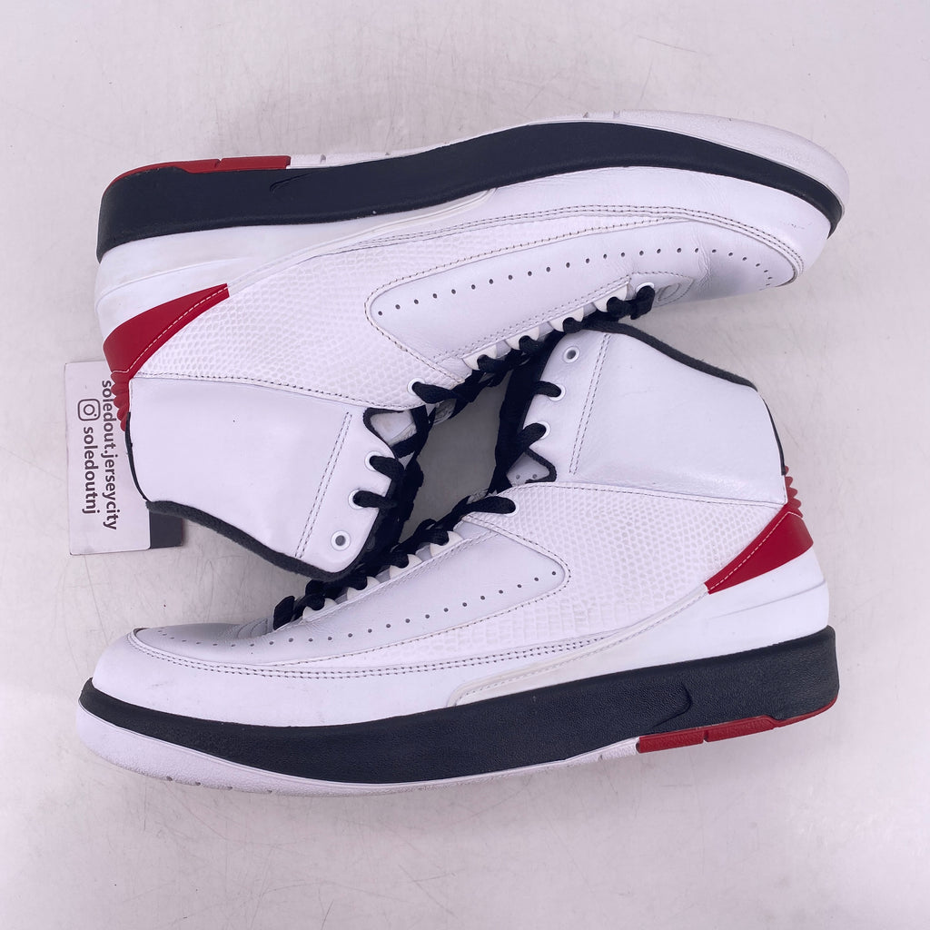 Air Jordan 2 Retro "Chicago" 2022 Used Size 11