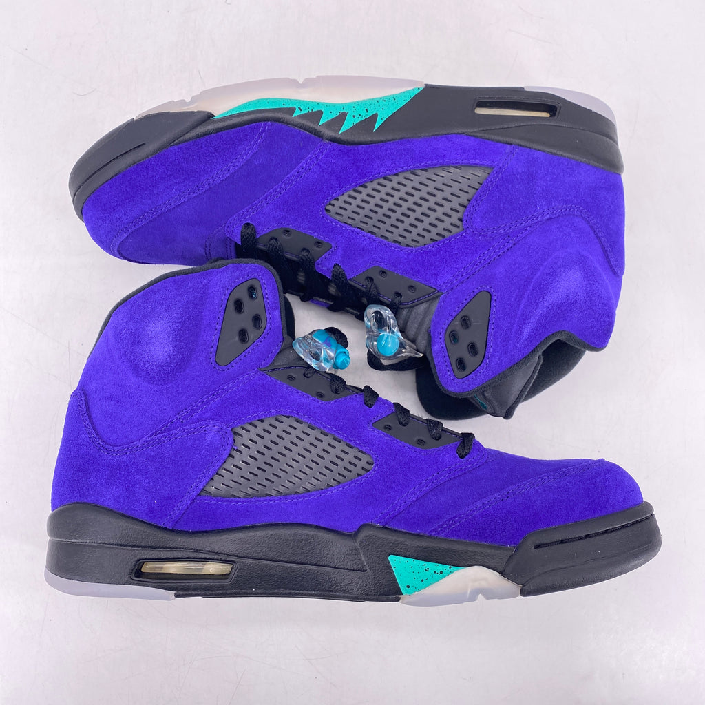 Air Jordan 5 Retro "Alternate Grape" 2020 Used Size 11.5