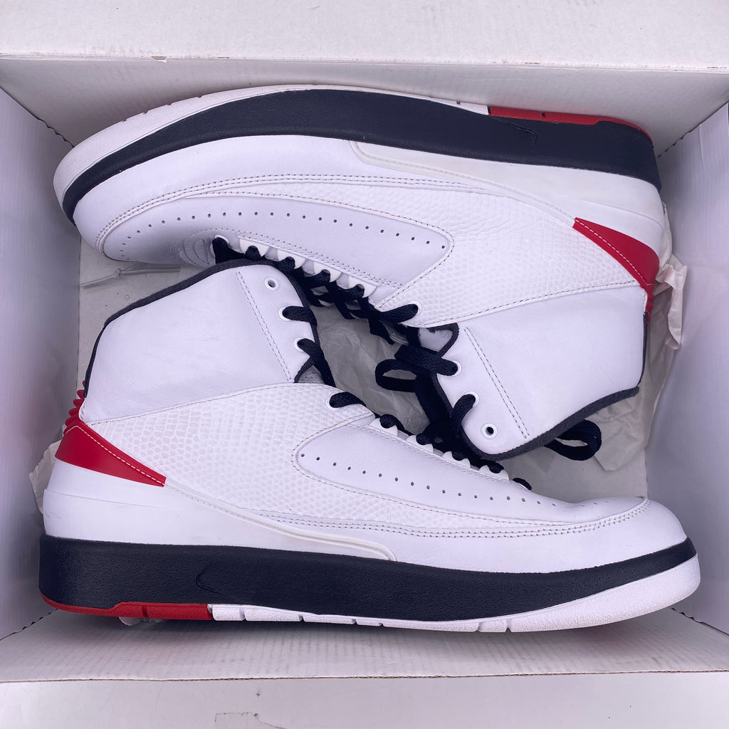 Air Jordan 2 Retro "Chicago" 2022 Used Size 11