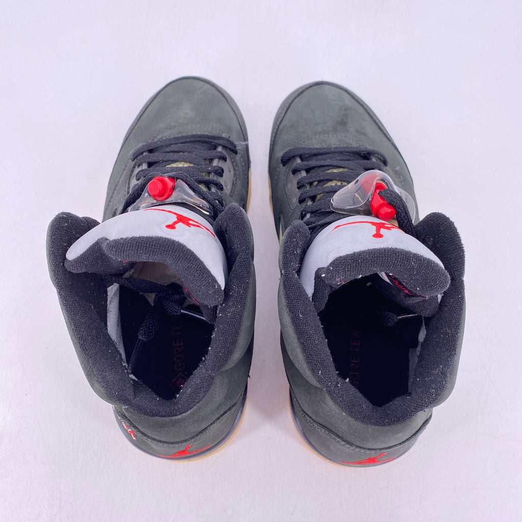 Air Jordan (W) 5 Retro "Goretex" 2022 Used Size 10W