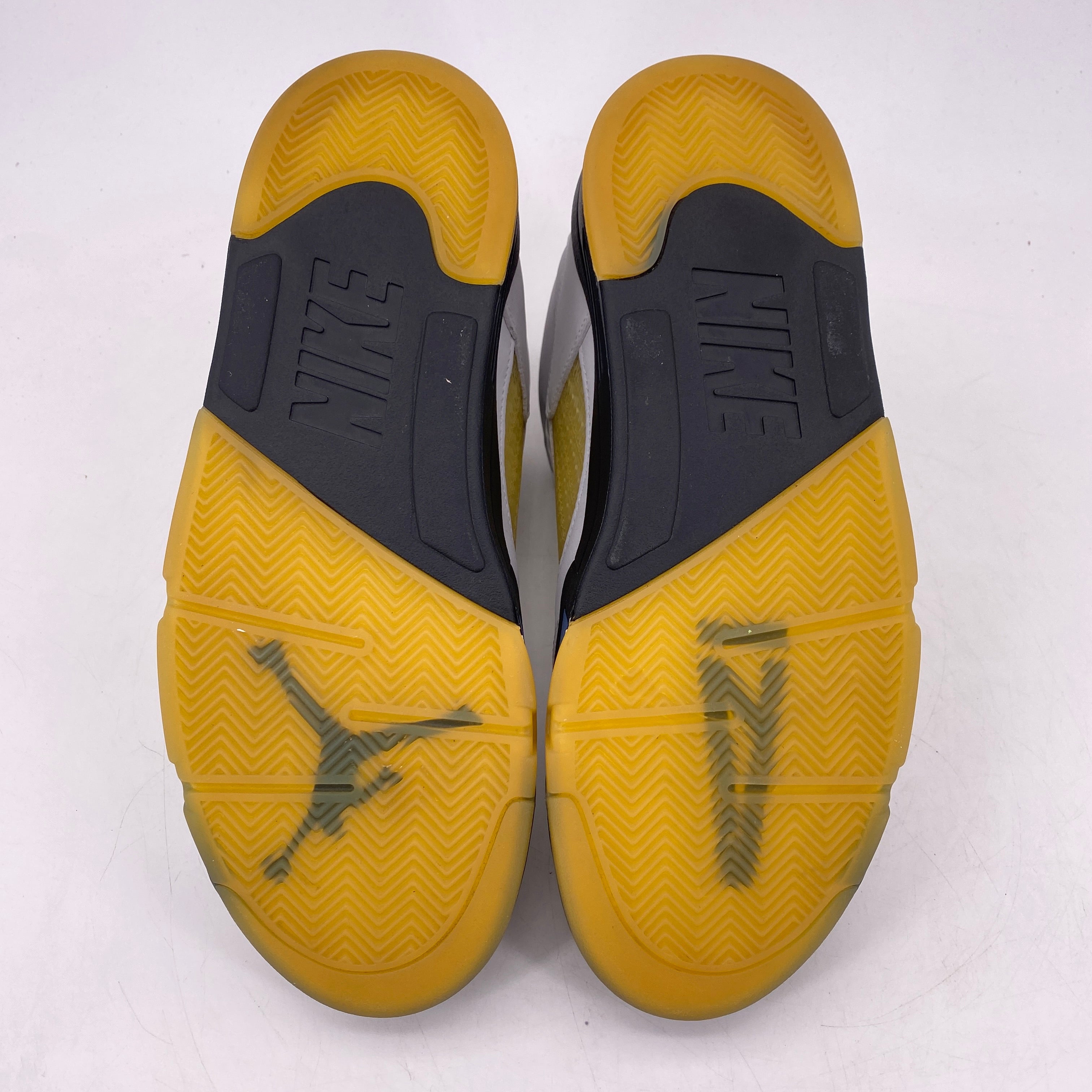 Air Jordan (W) 5 Retro &quot;A Ma Maniere Dawn&quot; 2023 Used Size 13W