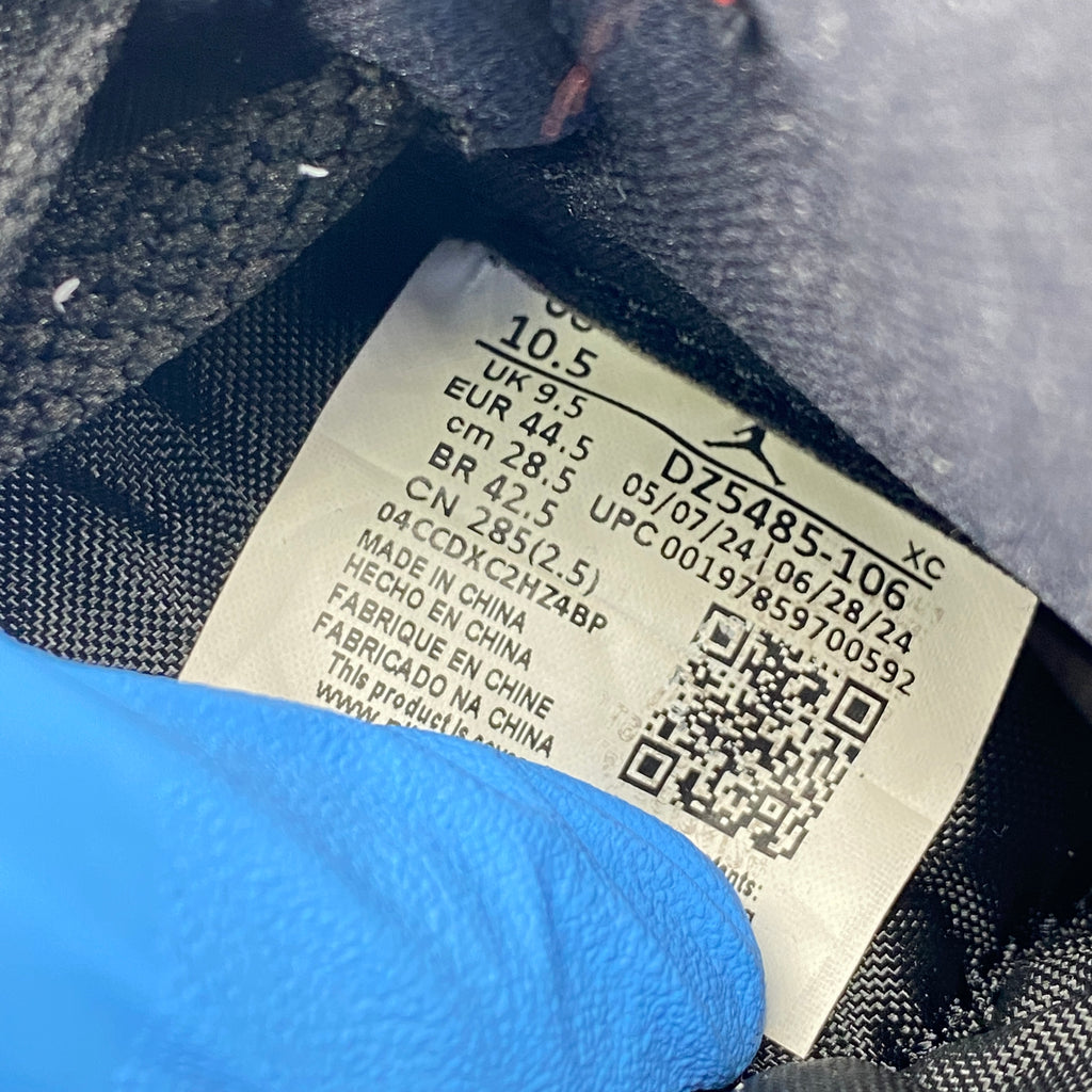 Air Jordan 1 Retro High OG "Black Toe Reimagined" 2025 New Size 10.5