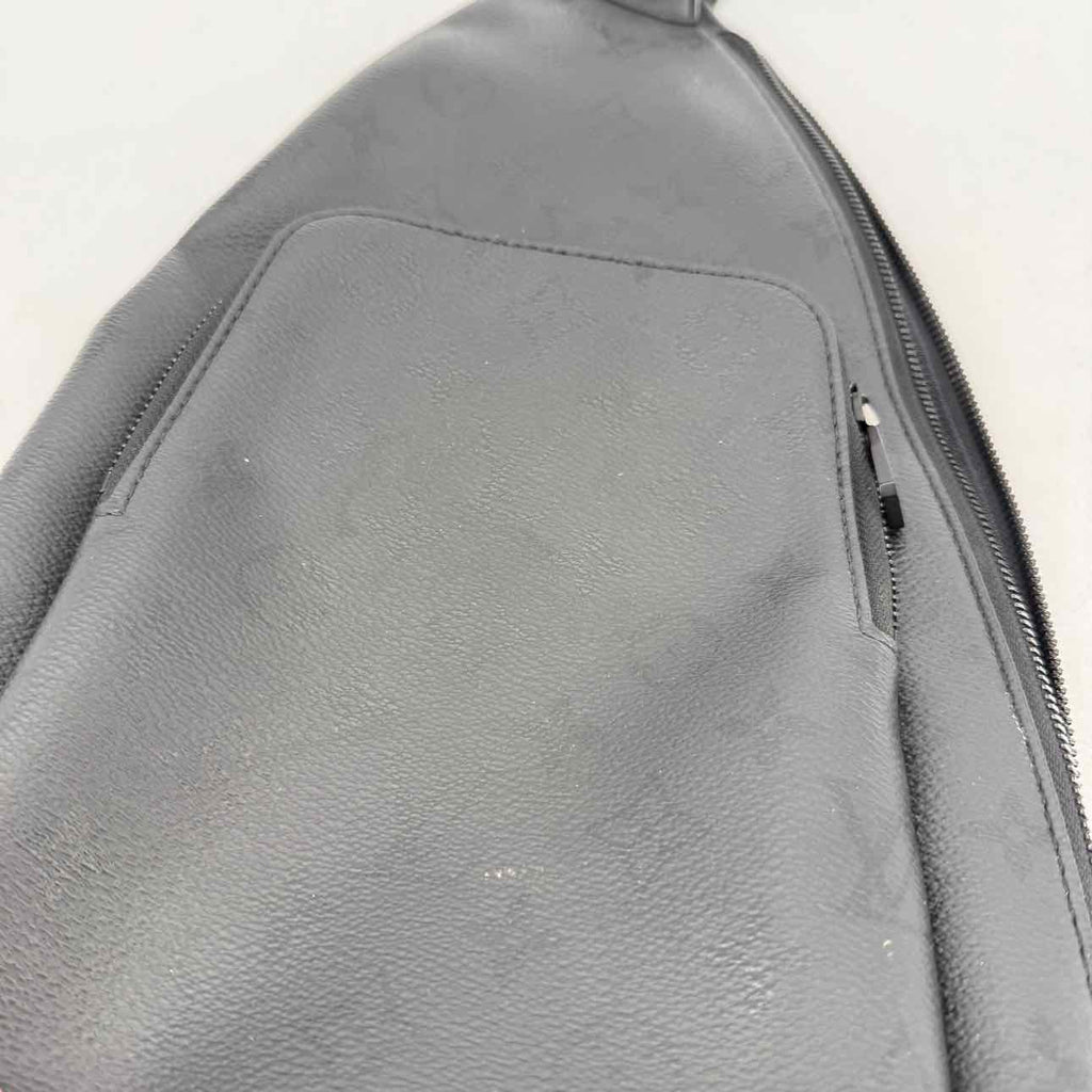 Louis Vuitton Crossbody "DUO" Used Black Size OS