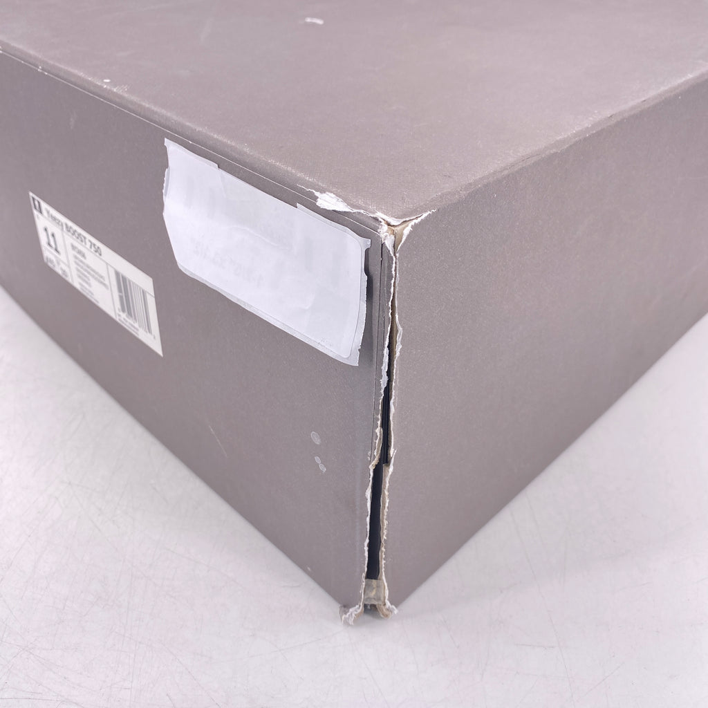 Yeezy 750 "Chocolate" 2016 Used Size 11