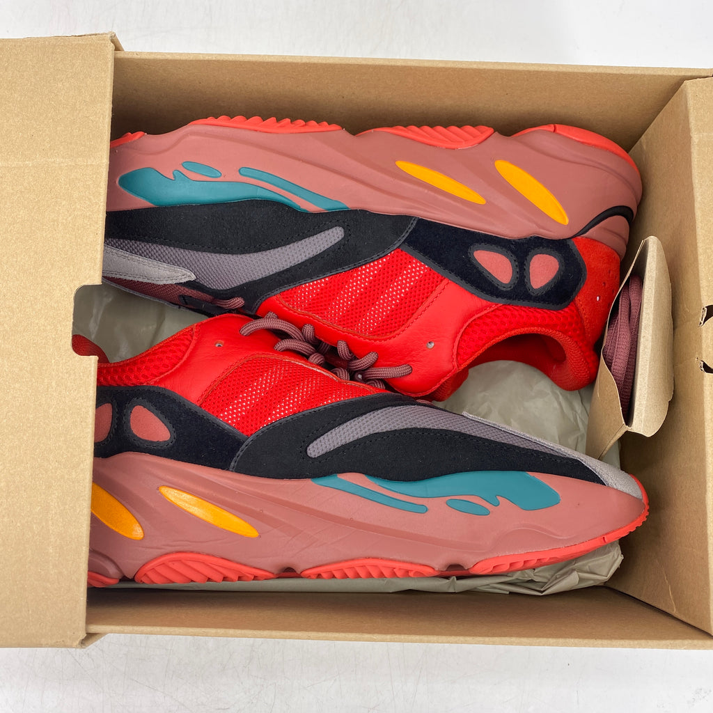 Yeezy 700 "Hi-Res Red" 2022 Used Size 12