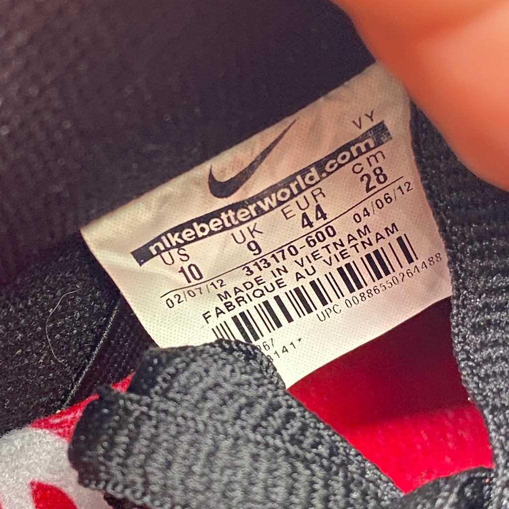 Nike Dunk Low SB "Supreme Red" 2012 Used Size 10