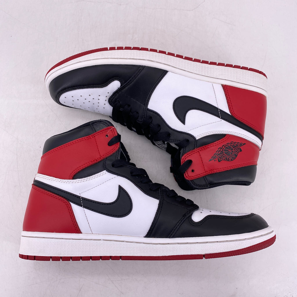Air Jordan 1 Retro High OG "Black Toe" 2016 Used Size 10