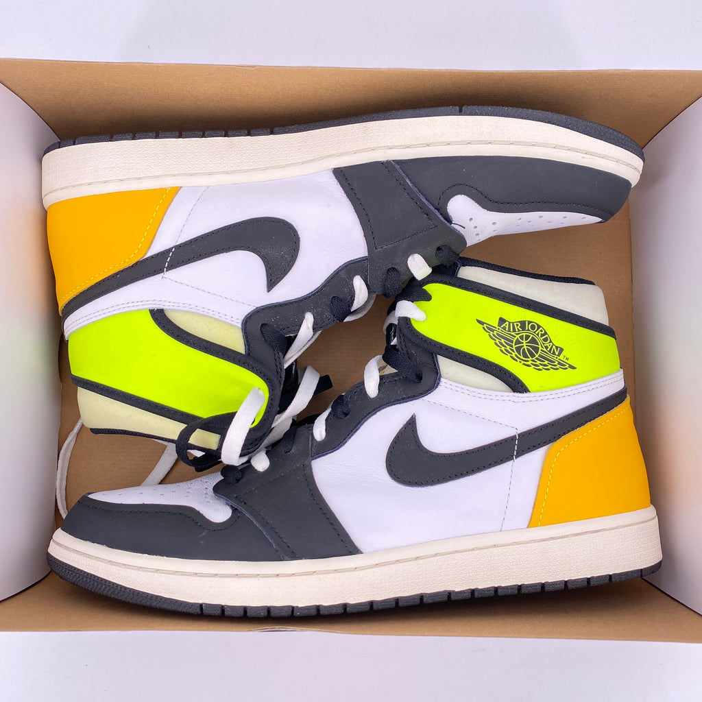 Air Jordan 1 Retro High OG "Black Volt" 2021 Used Size 12.5