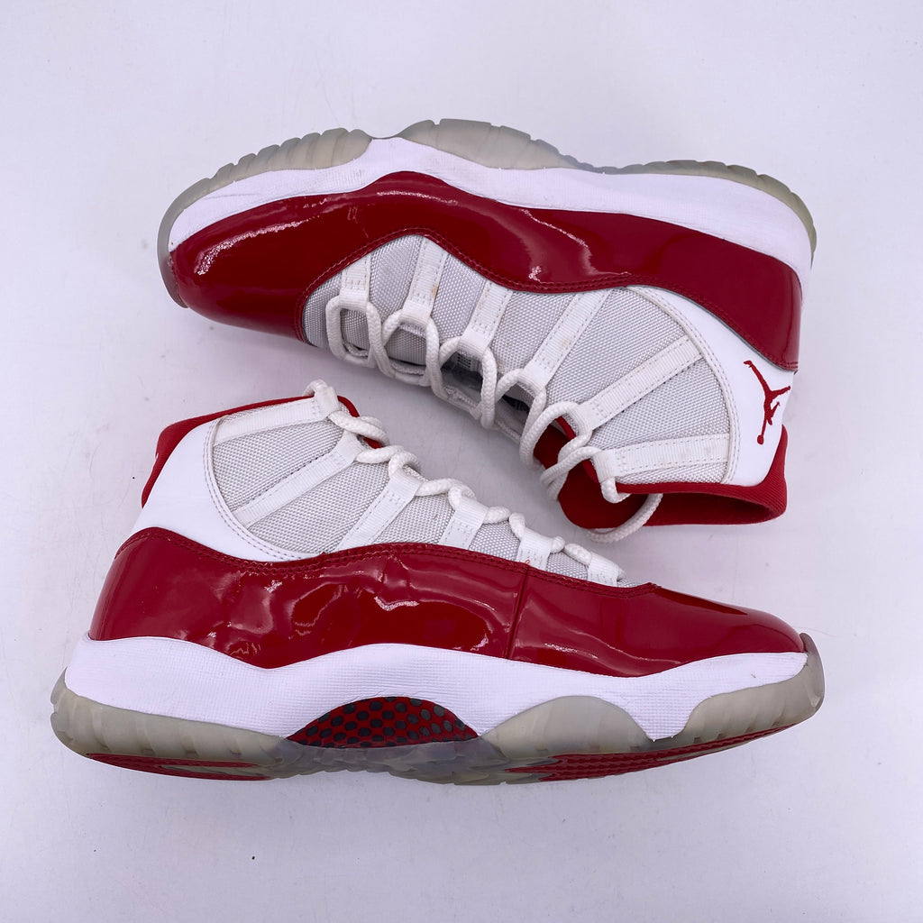 Air Jordan 11 Retro "Cherry" 2022 Used Size 10