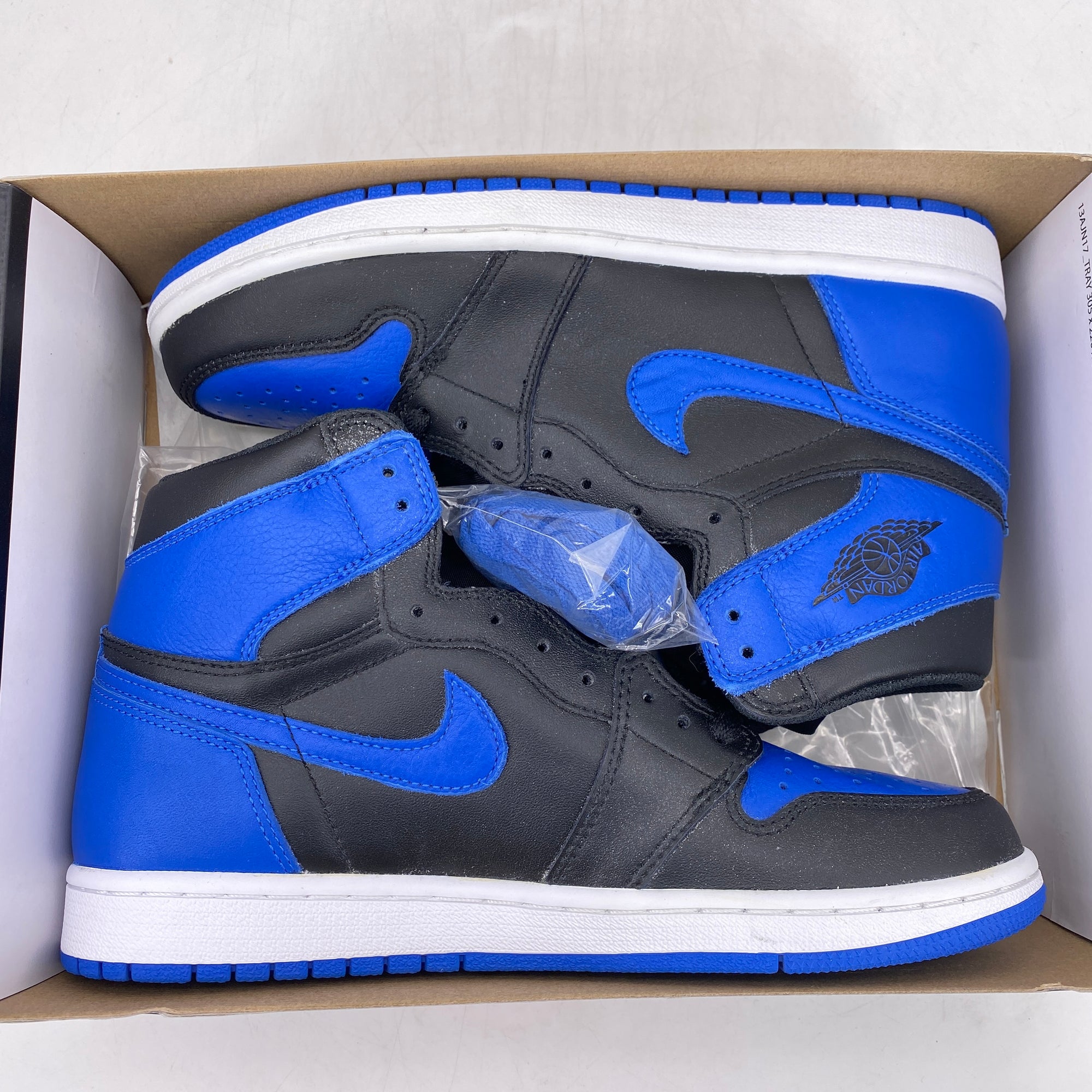 Air Jordan 1 Retro High OG &quot;Royal&quot; 2017 New Size 8