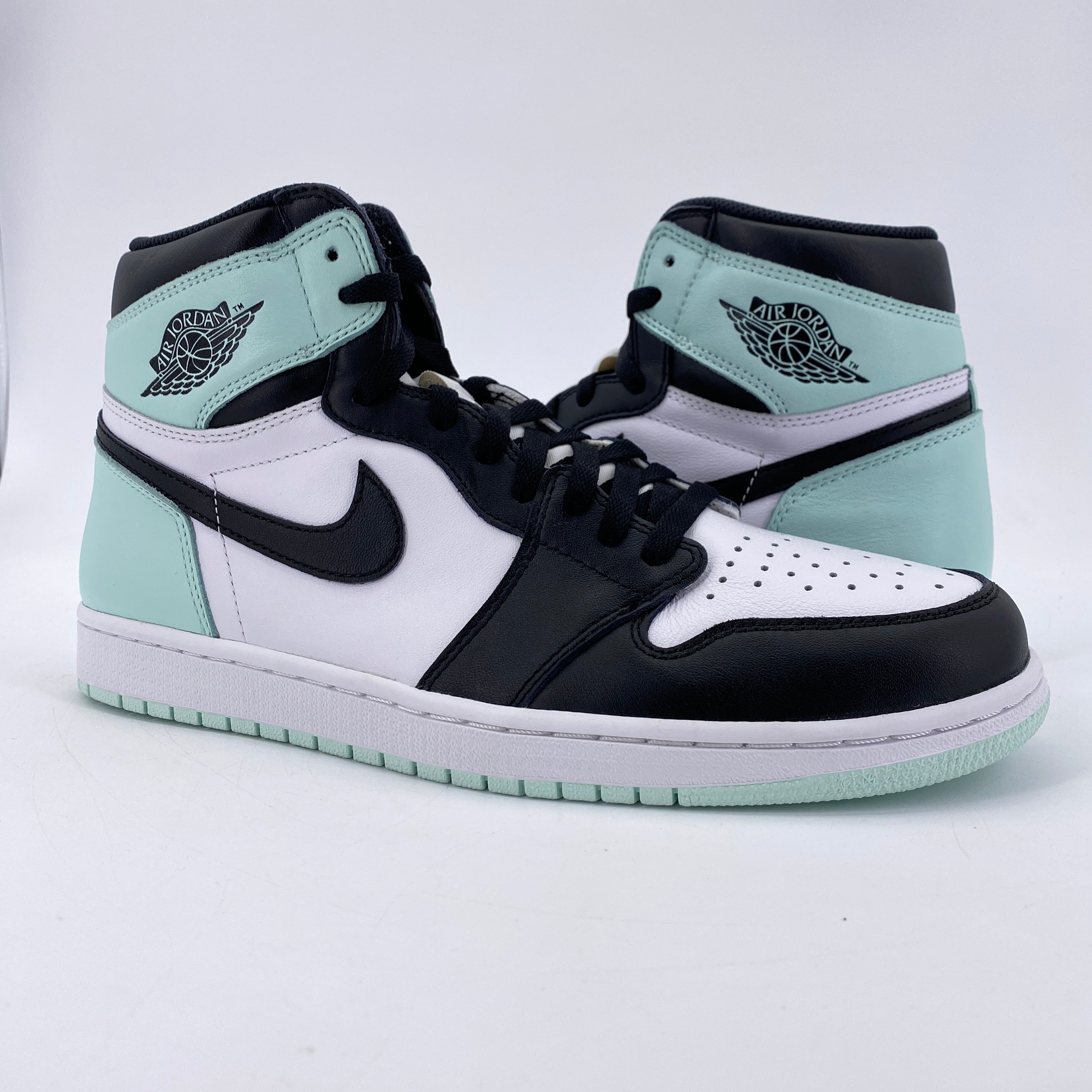 Jordan 1 retro igloo online