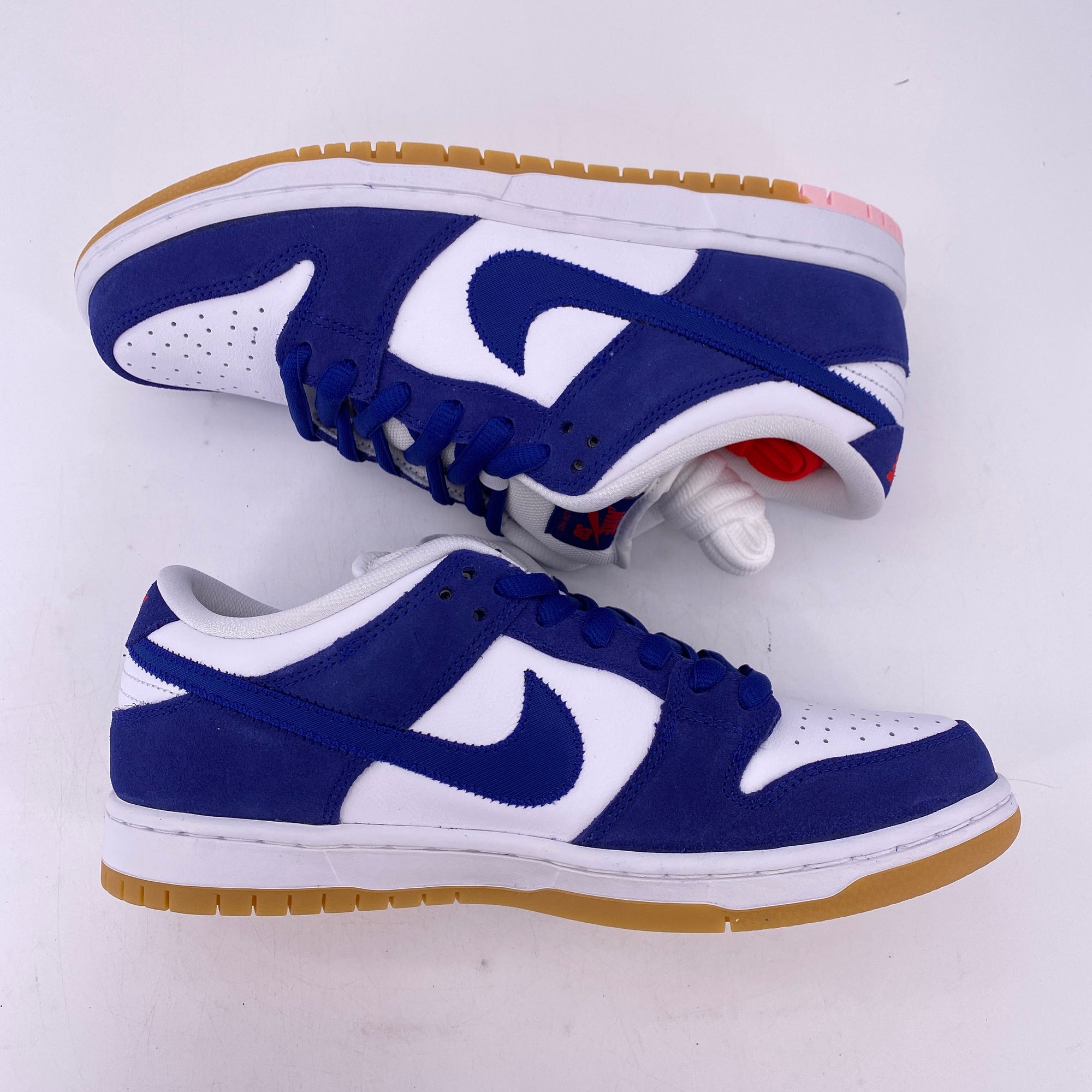 serena williams gold and white nike shoes price