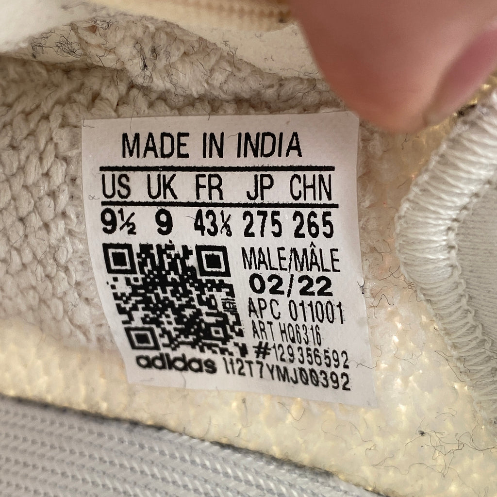 Yeezy 350 v2 "Bone" 2022 Used Size 9.5