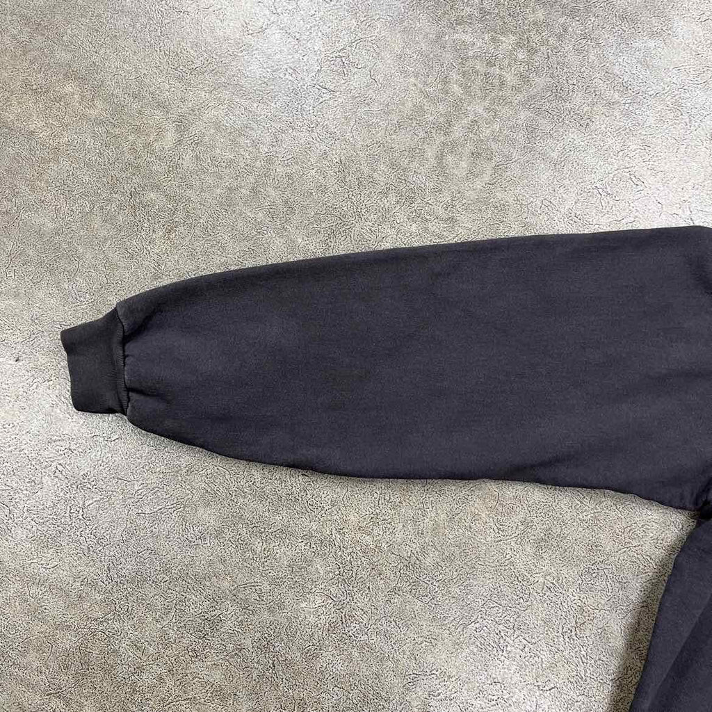 KAWS Crewneck Sweater "KID CUDI" 2022 Used Black Size M