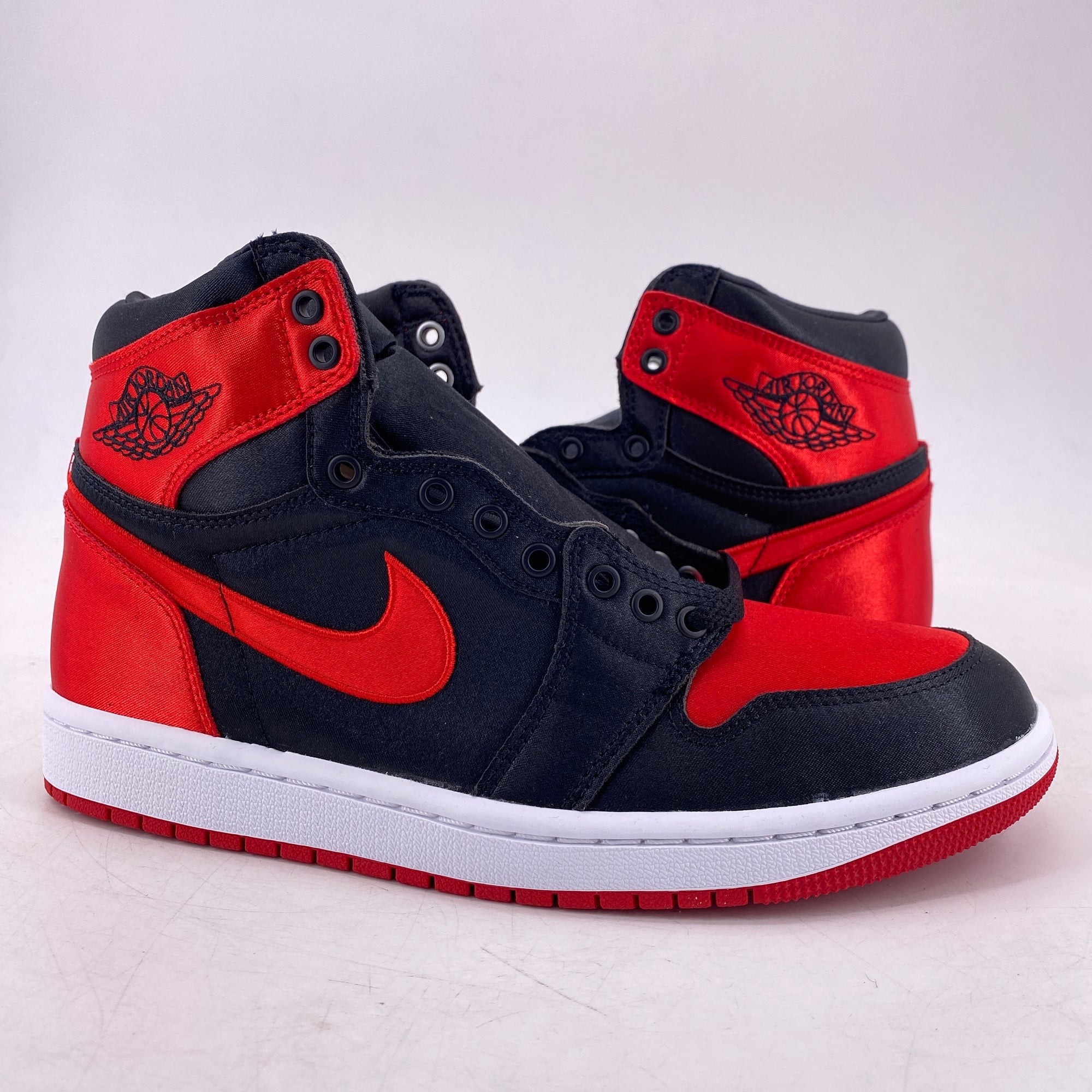 Air Jordan (W) 1 Retro High OG &quot;Satin Bred&quot; 2023 New Size 8.5W