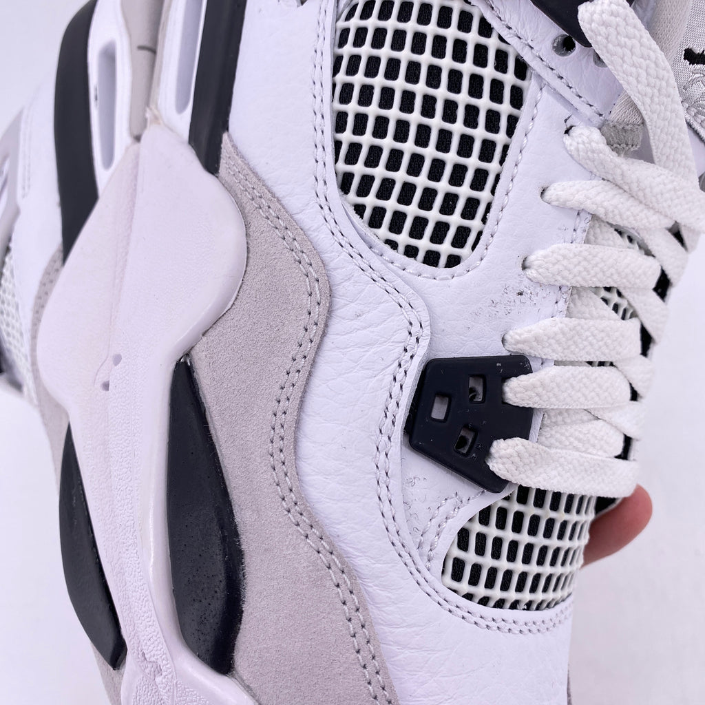 Air Jordan (GS) 4 Retro "Military Black" 2022 New Size 6Y