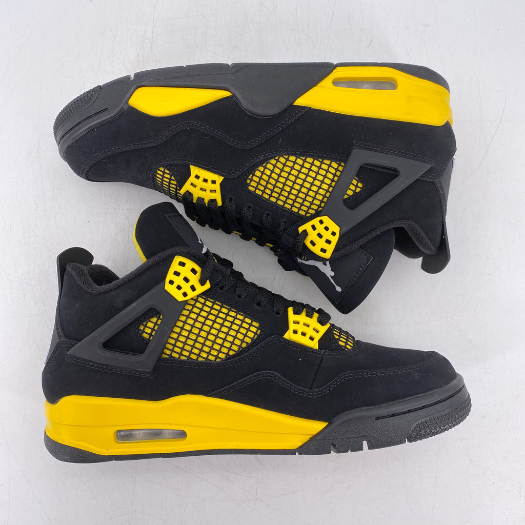 Air Jordan 4 Retro "Thunder" 2023 Used Size 9