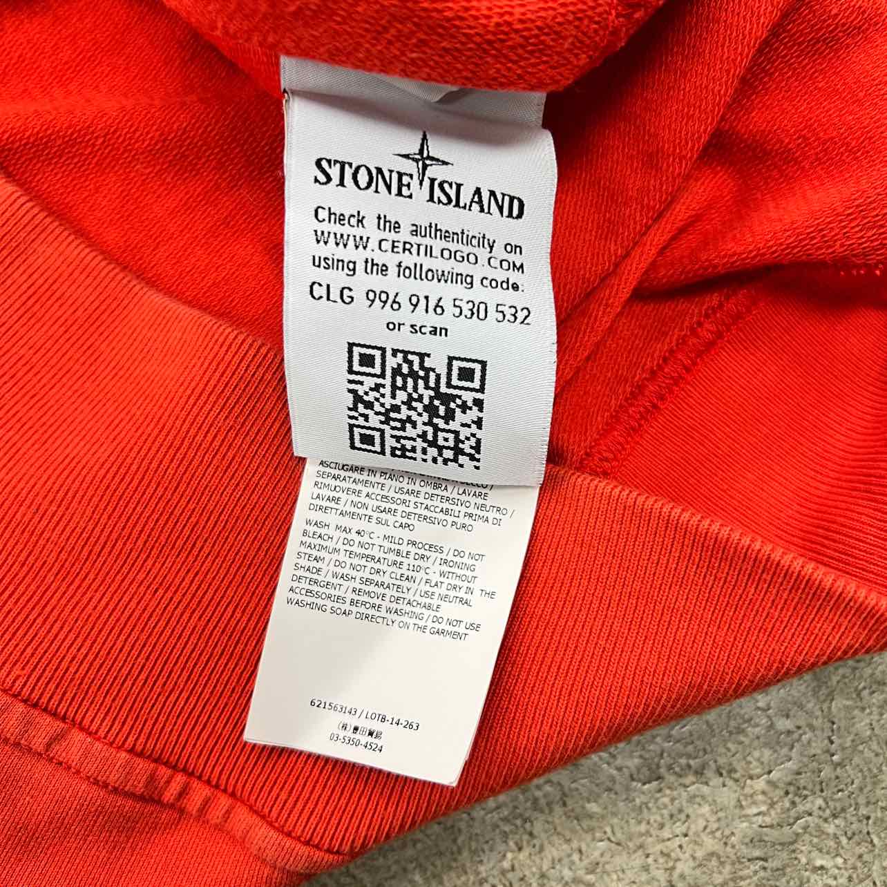 Stone Island Knit Crewneck &quot;PATCH LOGO&quot; Orange Used Size 3XL