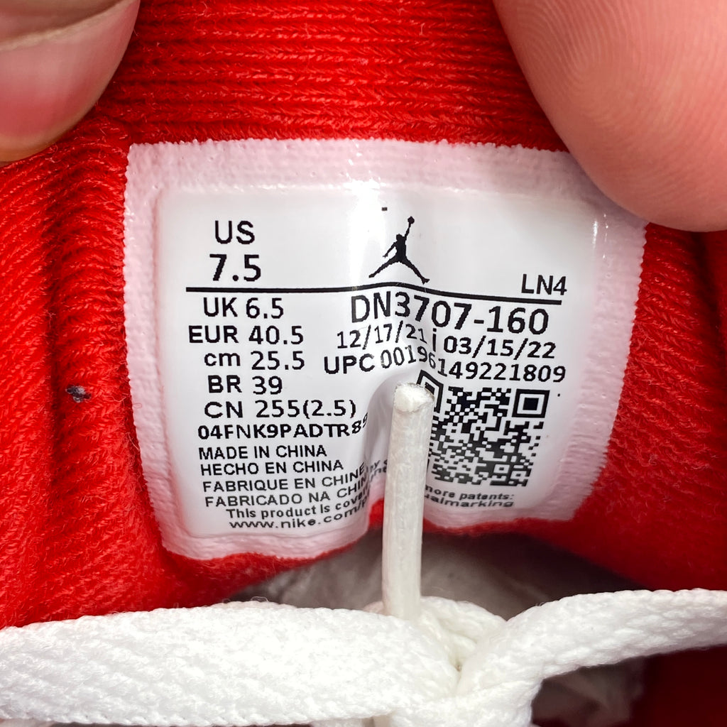 Air Jordan 3 Retro "Fire Red" 2022 Used Size 7.5