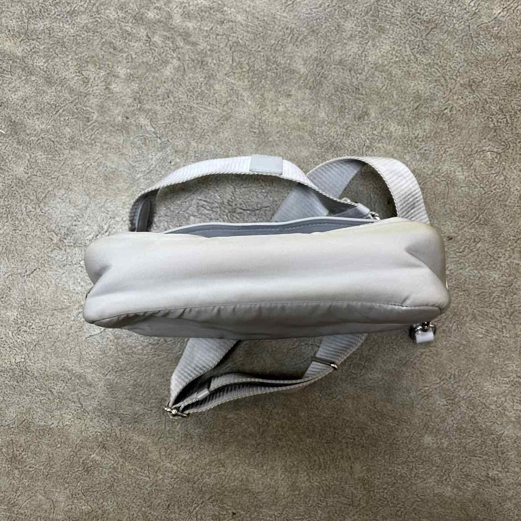 Prada Crossbody "SPAZZOLATO TESSUTO" Used White Size OS