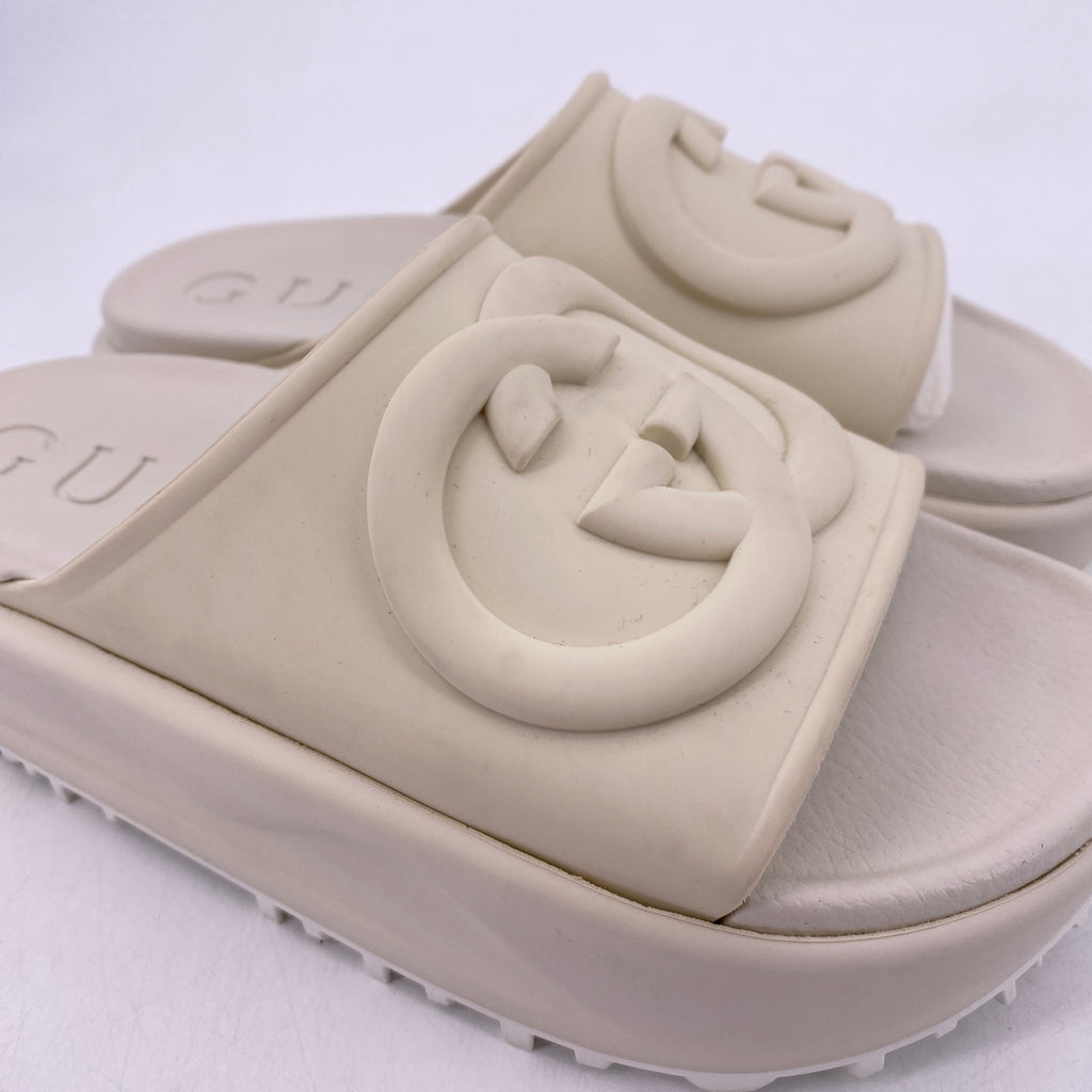 Gucci Oversized Slide "Interlocking Gg"  New Size 36