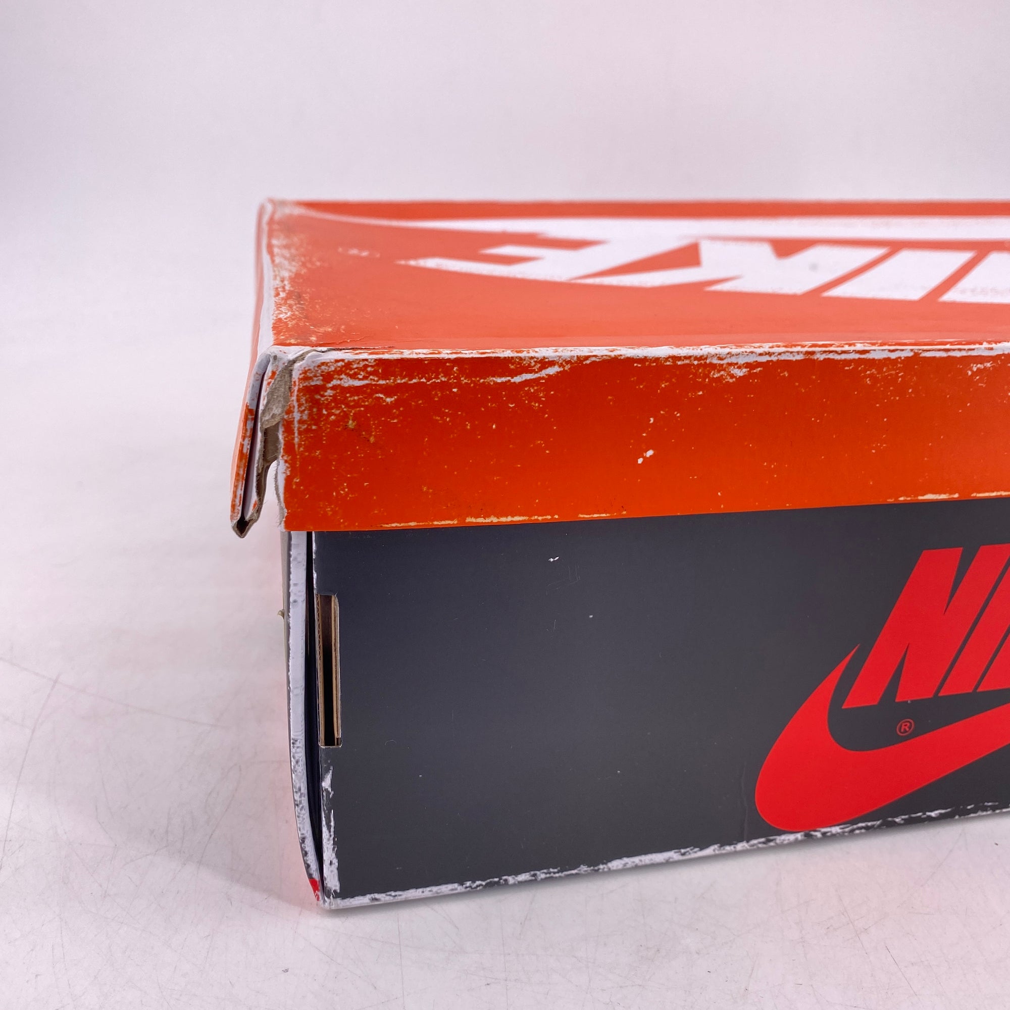 Air Jordan 1 Retro High OG &quot;Lost And Found&quot; 2021 Used Size 9.5
