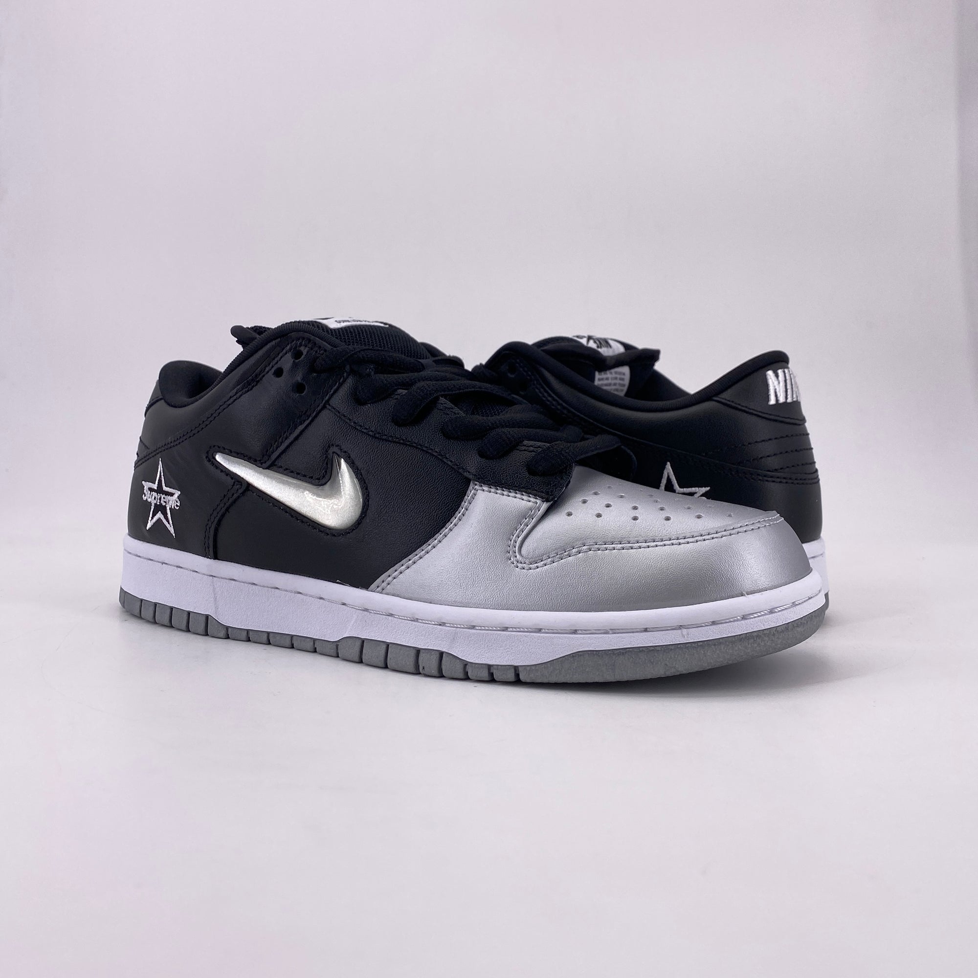 Nike SB Dunk Low &quot;Supreme Jewel Silver&quot; 2019 New Size 9