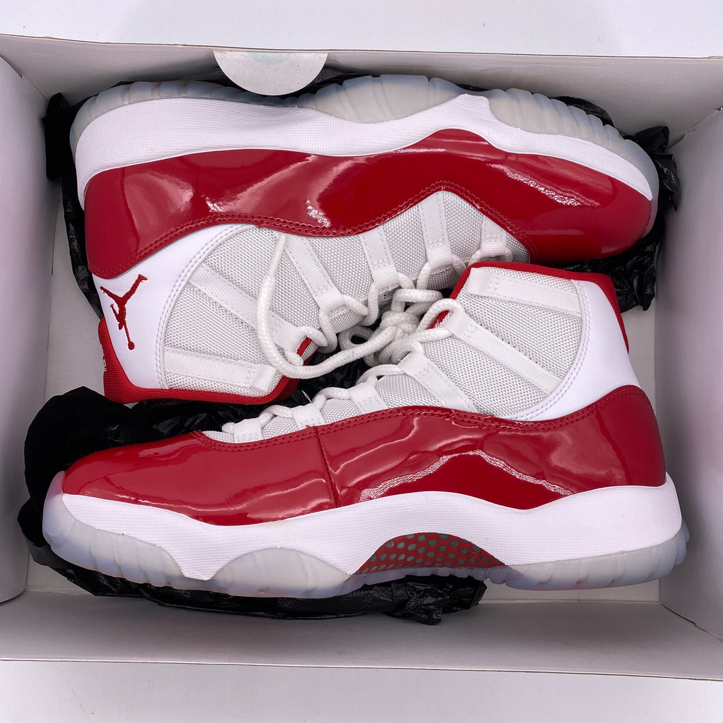Air Jordan 11 Retro "Cherry" 2022 Used Size 9.5