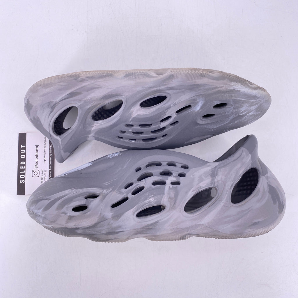 Yeezy Foam RNNR "MX GRANITE" 2024 Used Size 10