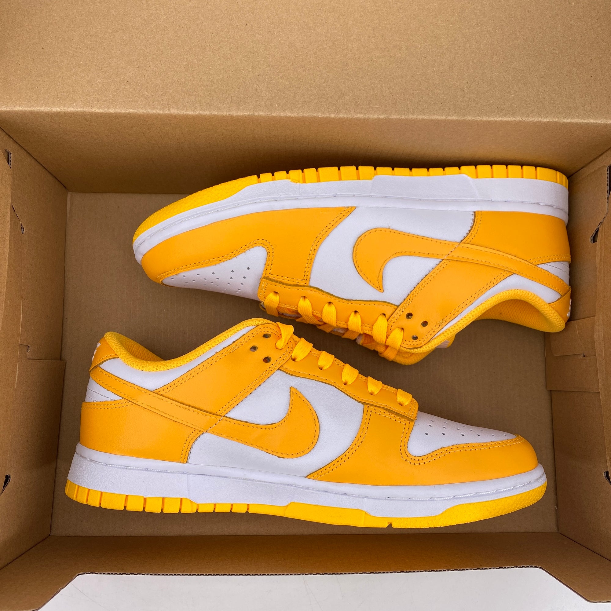 nike run (W) Dunk Low "Laser Orange" 2021 Used Size 8W