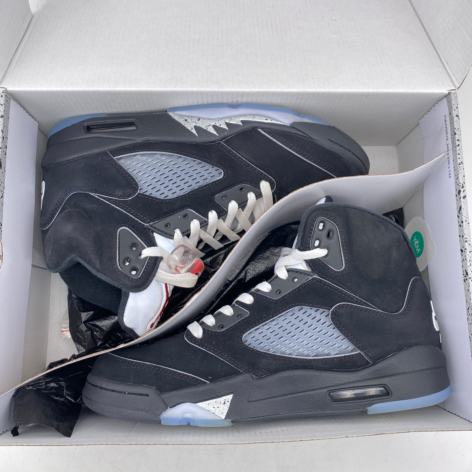 Air Jordan 5 Retro &quot;Black Metallic Reimagined&quot; 2025 Used Size 9