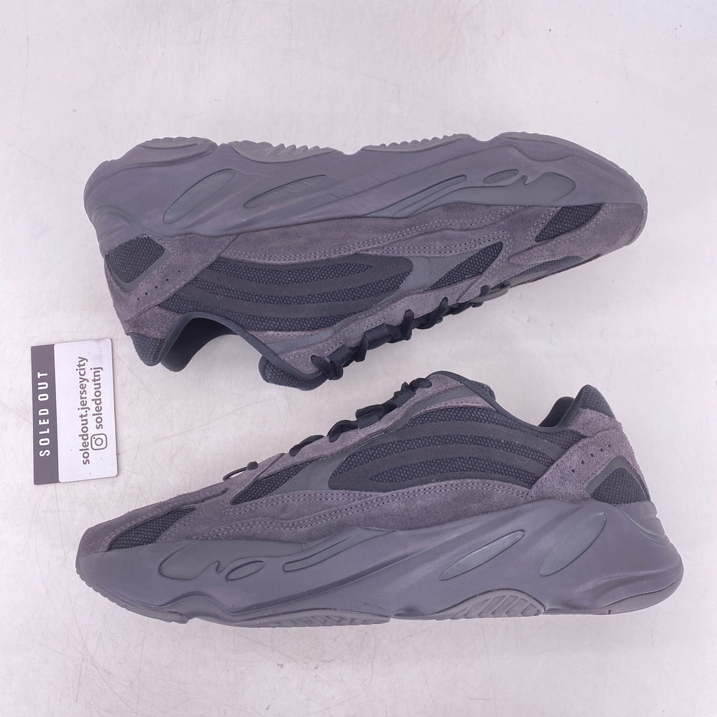 Yeezy 700 v2 "Vanta" 2019 Used Size 12.5