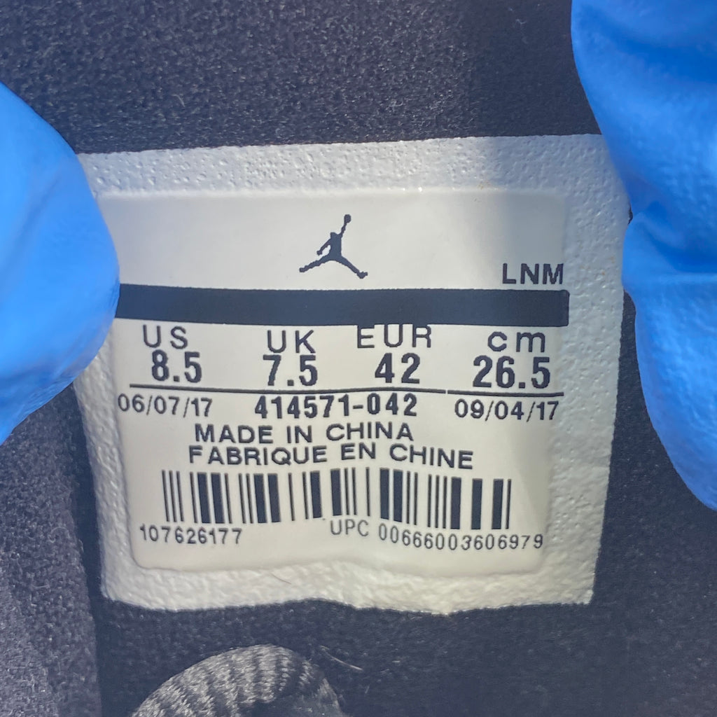 Air Jordan 13 Retro "Altitude" 2017 Used Size 8.5