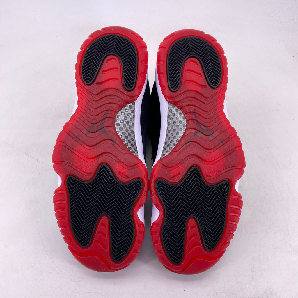 Air Jordan (W) 11 Retro "Bred Velvet" 2024 Used Size 10.5W