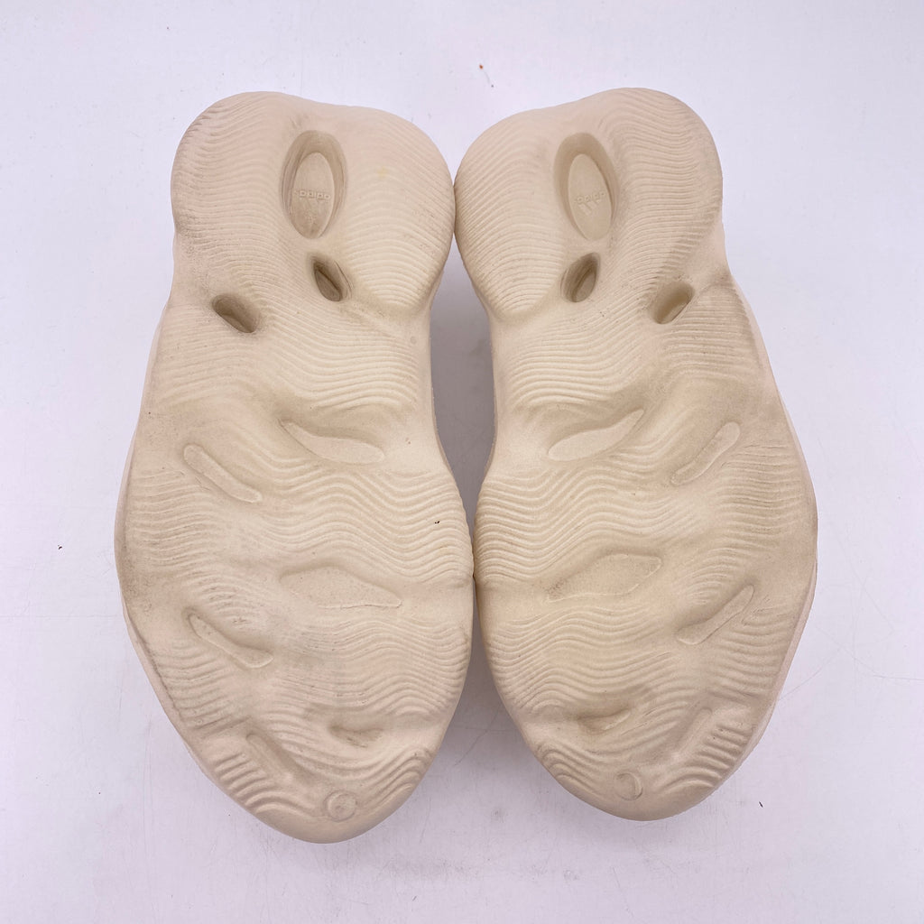 Yeezy Foam RNNR "Sand" 2021 Used Size 11