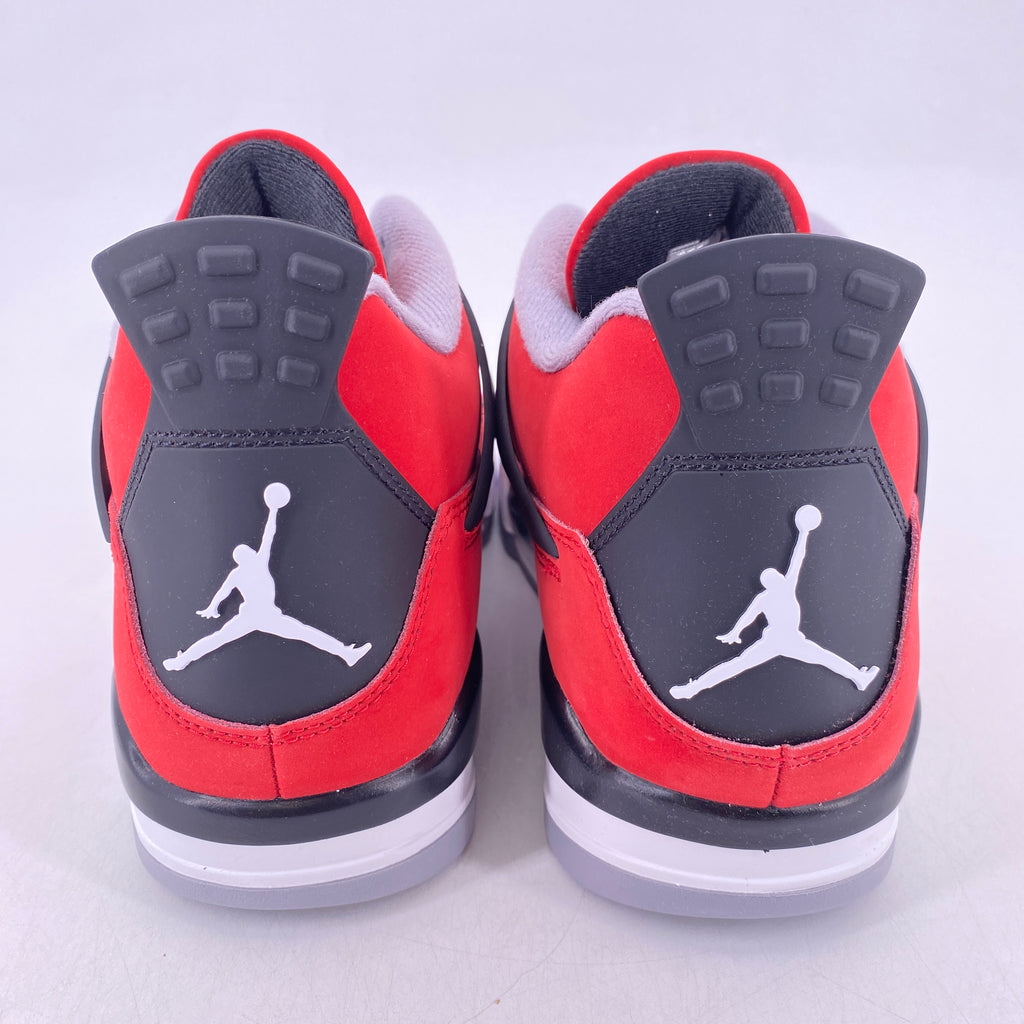 Air Jordan 4 Retro "Toro Bravo" 2026 New Size 9.5
