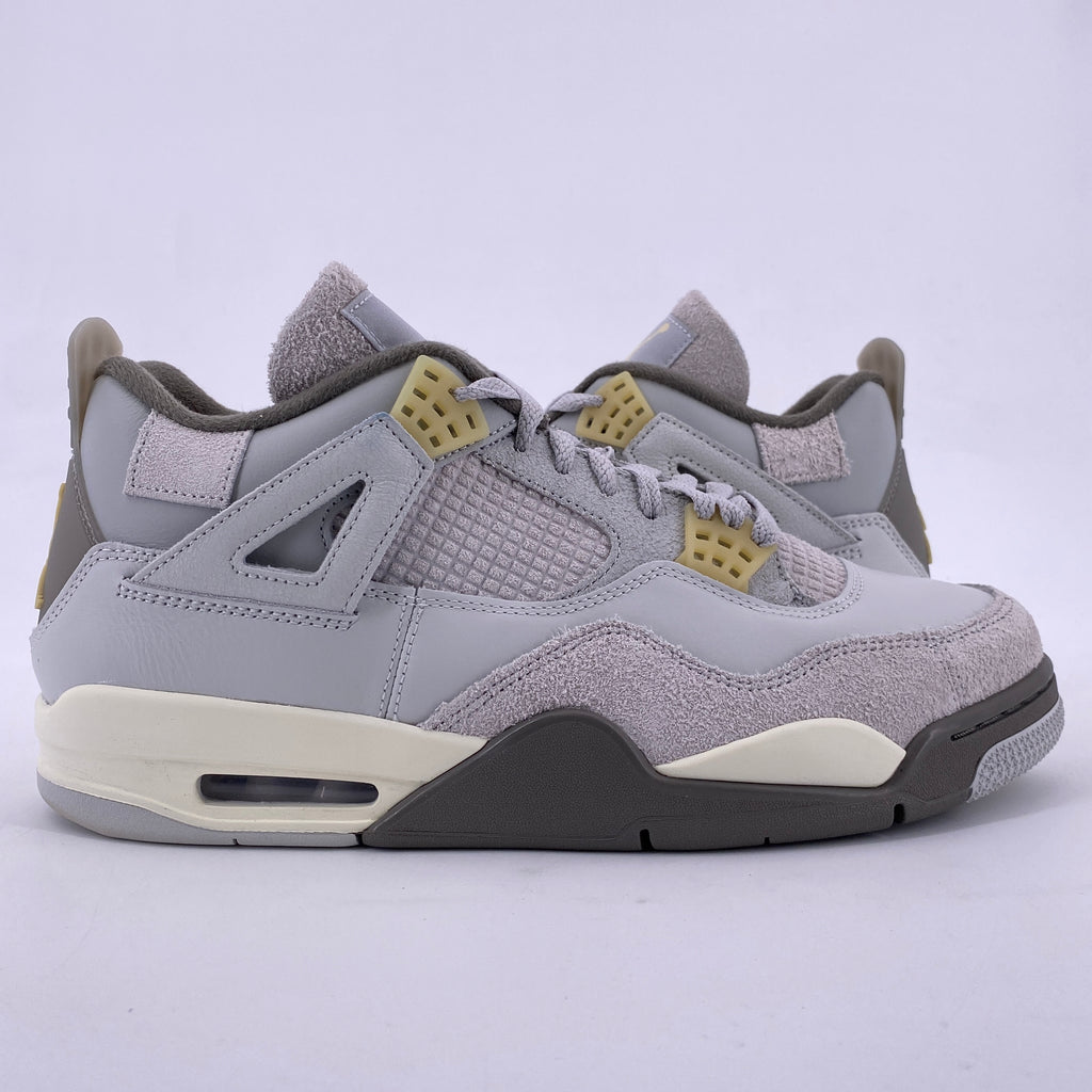 Air Jordan 4 Retro "Photon Dust" 2023 Used Size 11.5