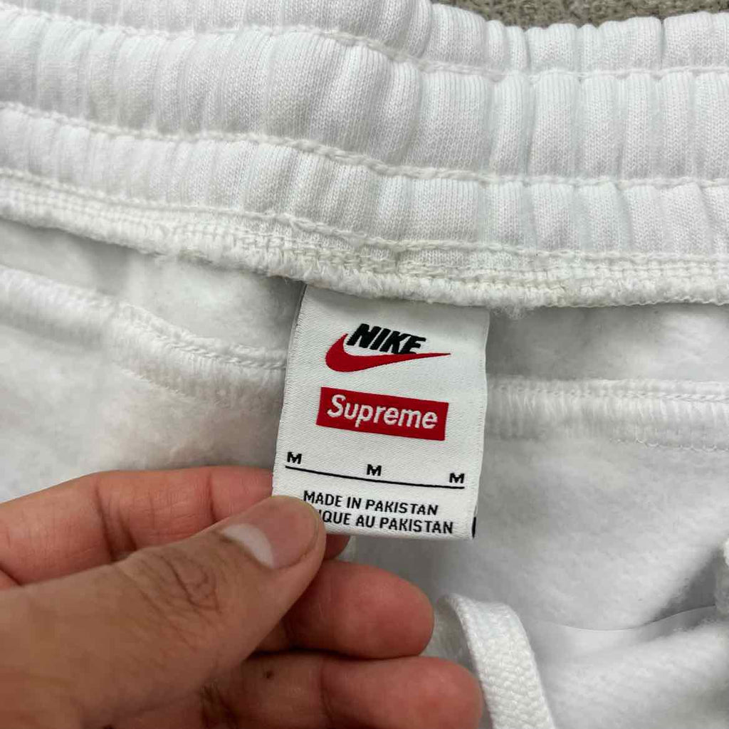 Supreme Sweatpants "NIKE" White Used Size M