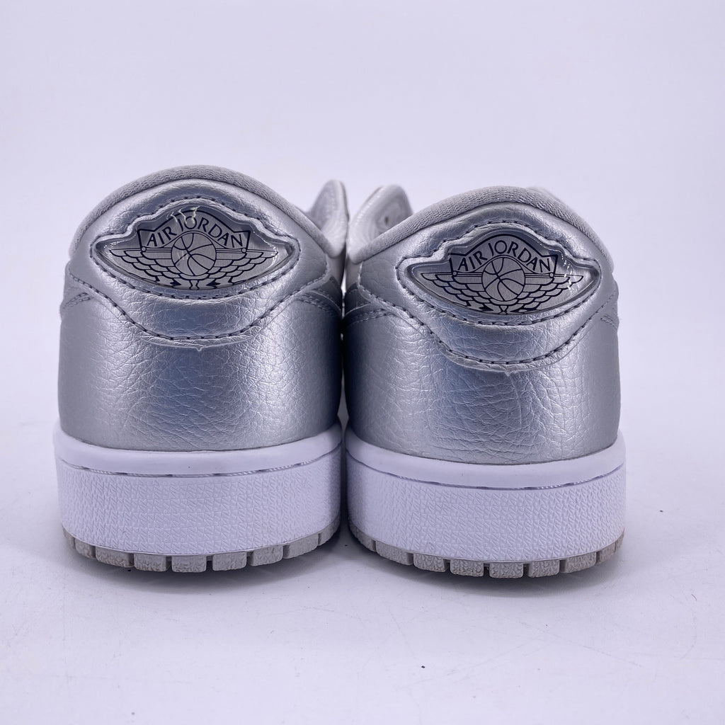 Air Jordan 1 Retro Low "Metallic Silver" 2024 Used Size 8.5