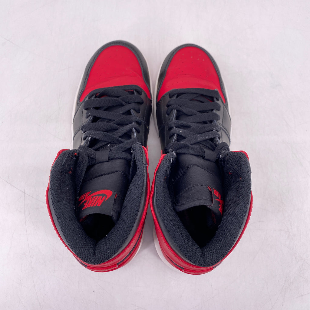 Air Jordan (GS) 1 Retro High OG "Bred" 2013 Used Size 5.5Y