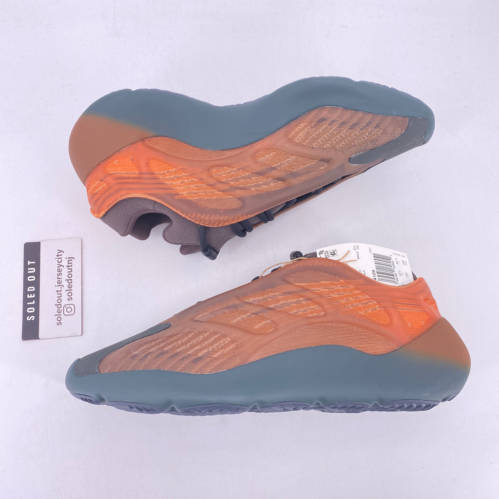 Yeezy 700 v3 "Copper Fade" 2021 New Size 11