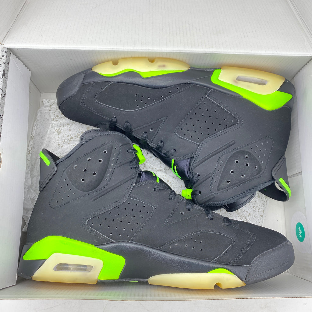 Air Jordan 6 Retro "Electric Green" 2021 Used Size 10.5
