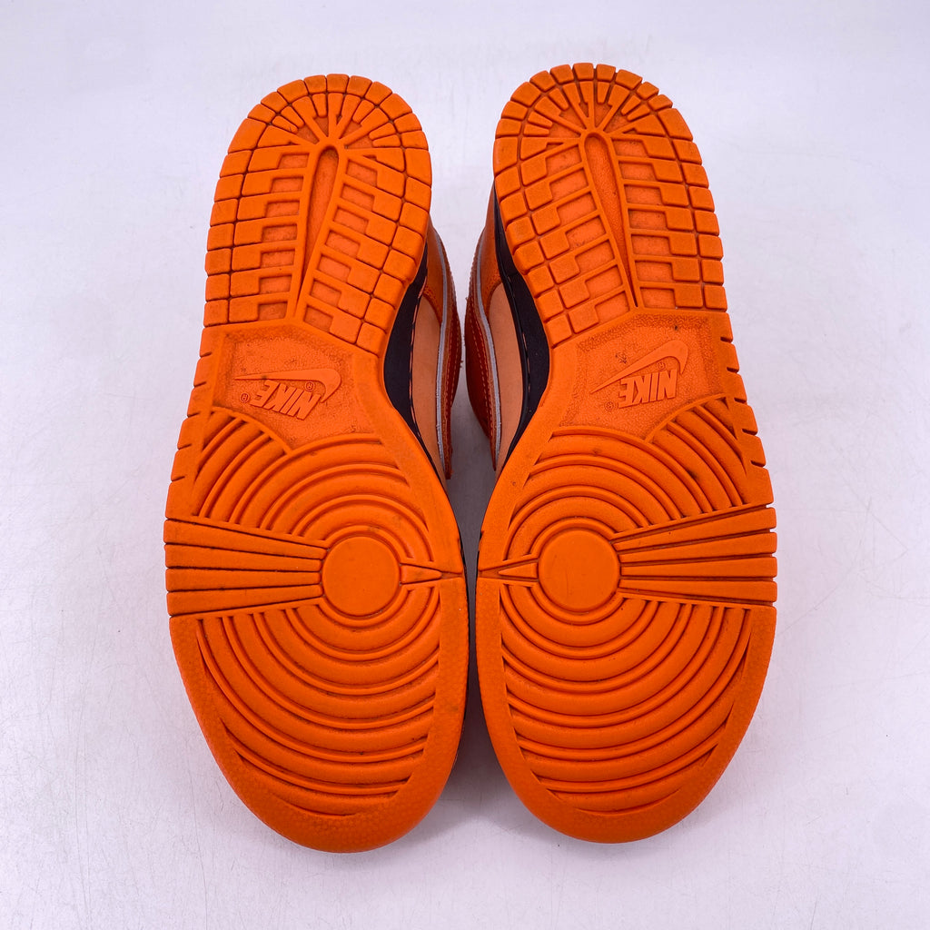 Nike SB Dunk Low "Orange Lobster" 2022 Used Size 8
