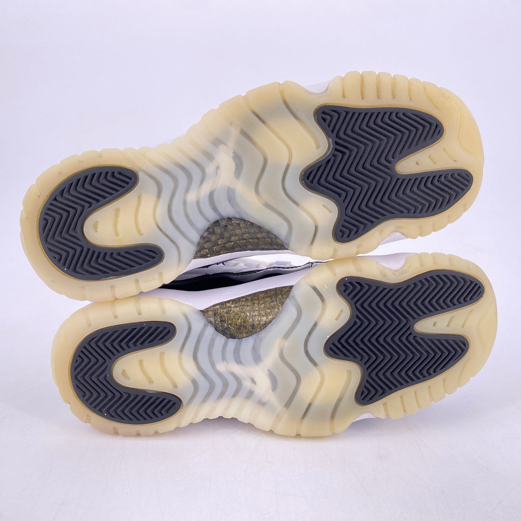 Air Jordan (GS) 11 Retro "Gratitude" 2023 Used Size 6Y