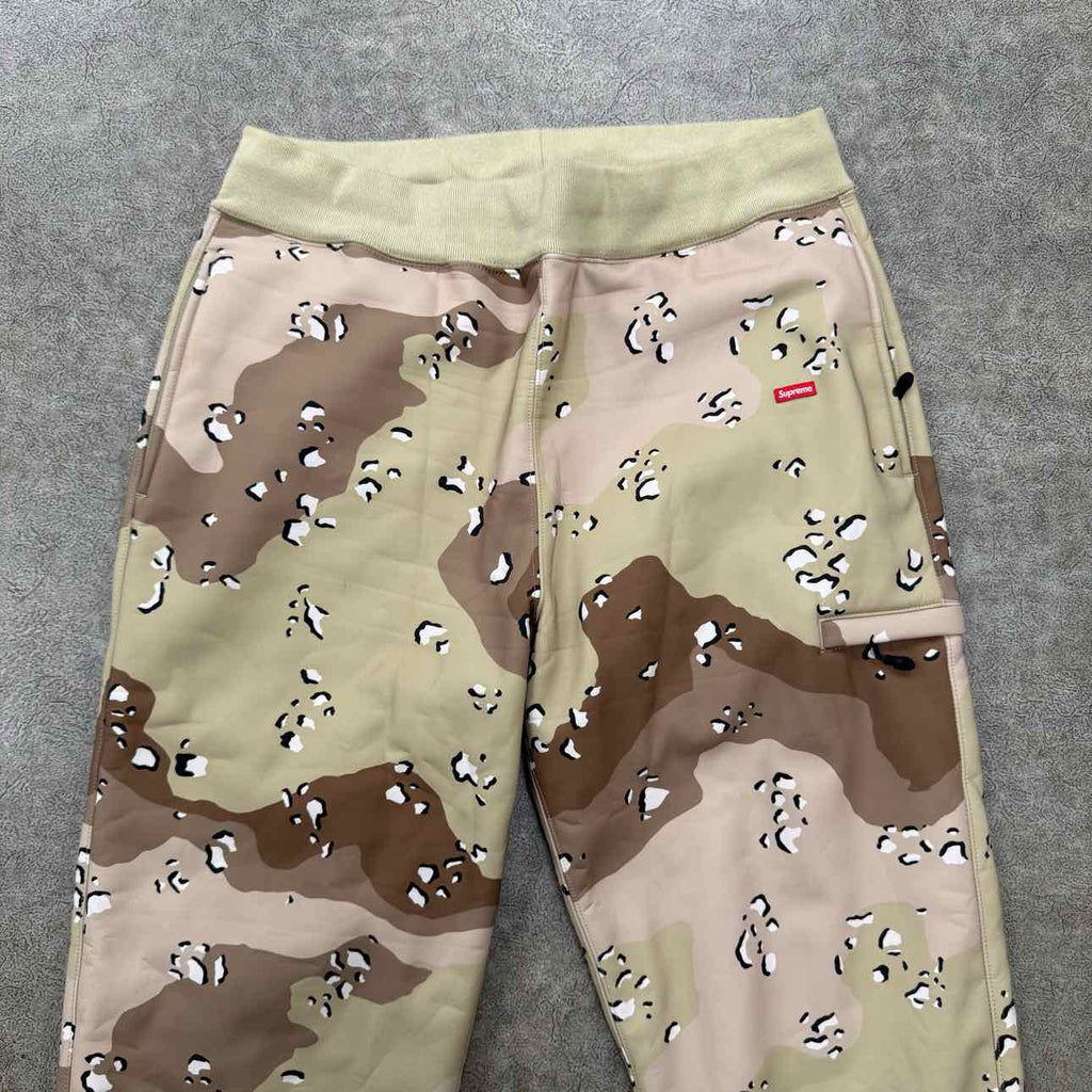 Supreme Sweatpants "DESERT CAMO" Brown Used Size M