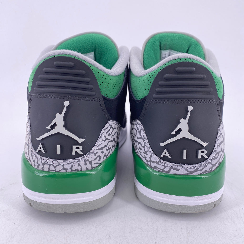 Air Jordan 3 Retro "Pine Green" 2021 Used Size 13